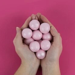 GIFT REPUBLIC Rose Bath Bombs