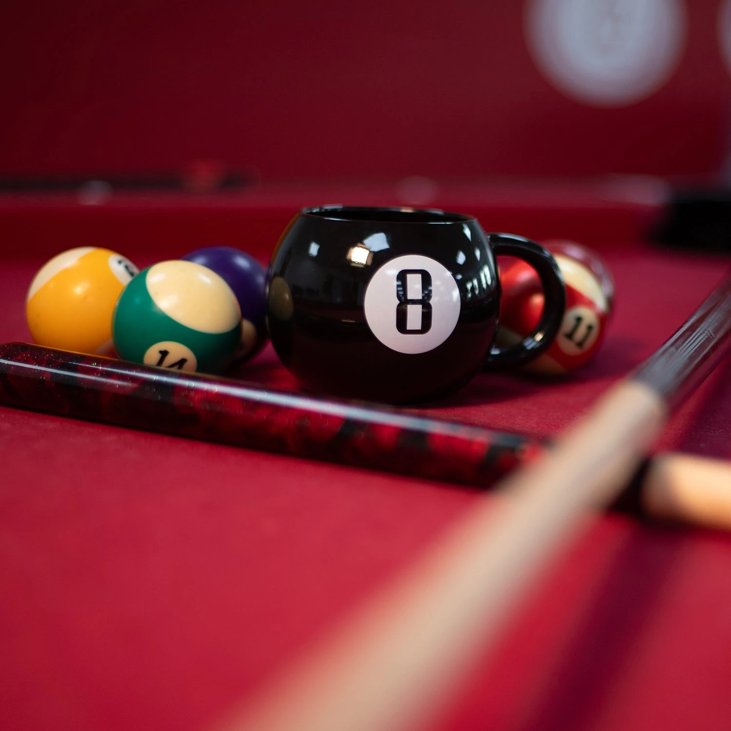 Thumbs Up! - Magic 8-Ball Mug (Ceramic, 440mL) 5 Thumbs Up! - Magic 8-Ball Mug (Ceramic, 440mL) - Image 3